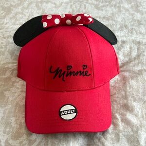 Women’s Minnie Mouse hat